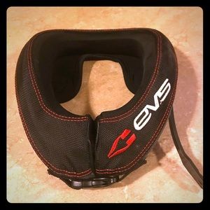 Brand new! Youth EVS Race Collar